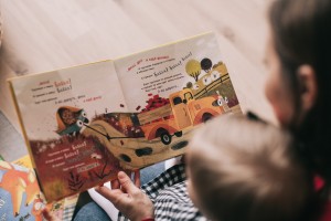 De ce și cum să le citim copiilor